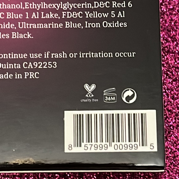 CAS Crescent moon eyeshadow quad - Picture 5 of 6